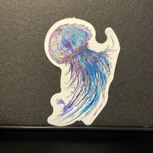 BLUE MULTICOLORED JELLYFISH